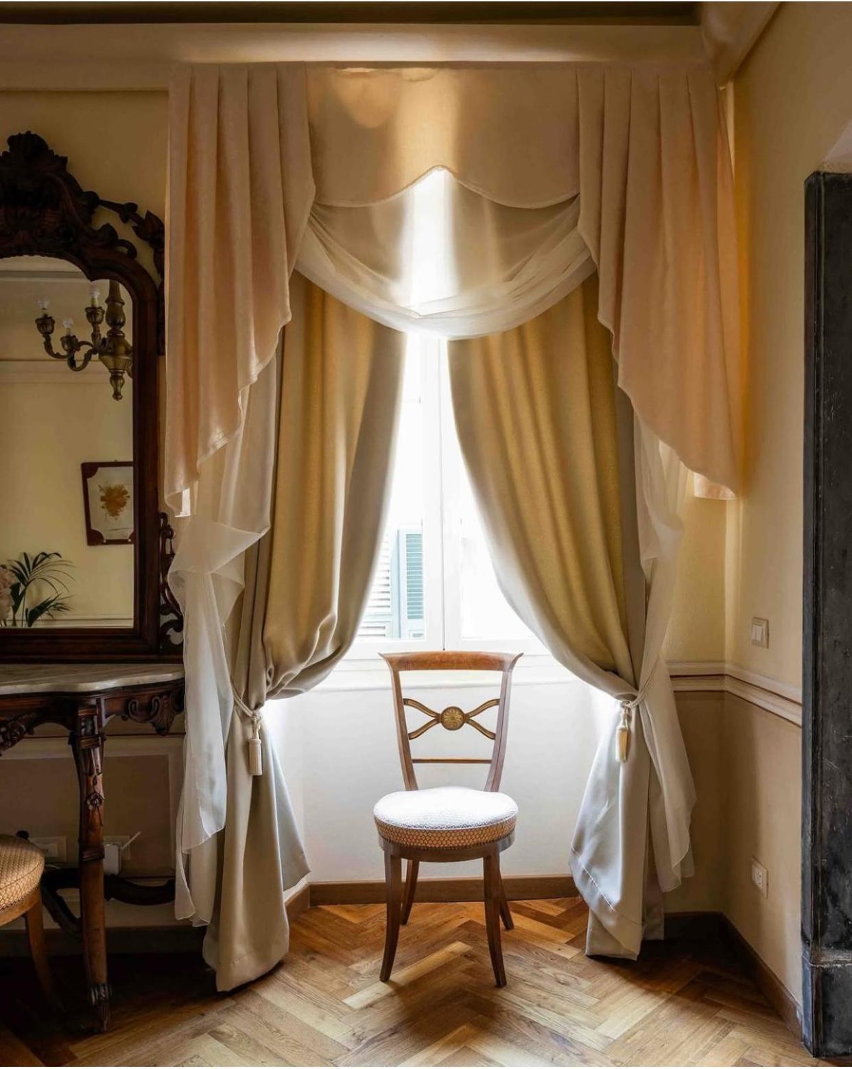 Hotel Palazzo Lari Sarzana Exterior foto